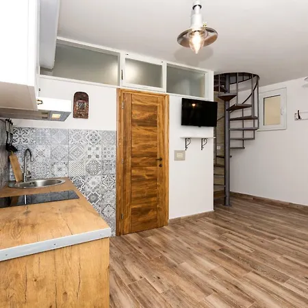 Old Apartman Split